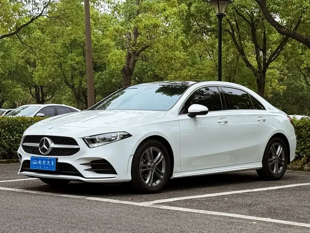 Mercedes-Benz A-Class — фото 1
