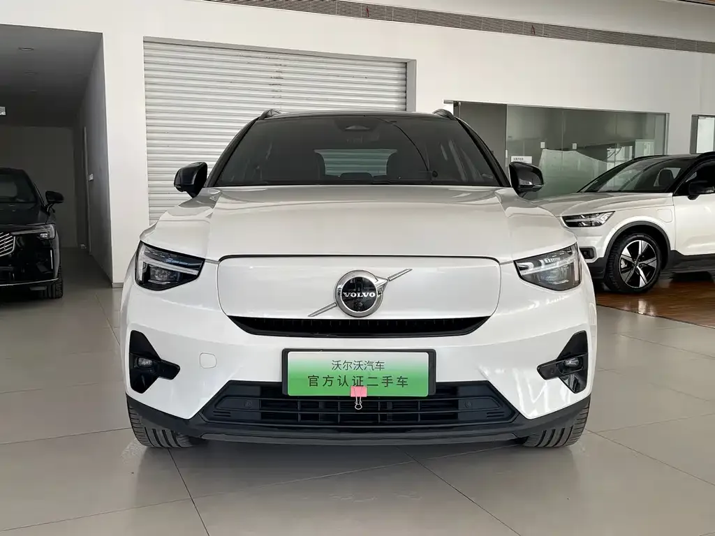 Volvo XC40 NEV 2023 из CN, фото 2