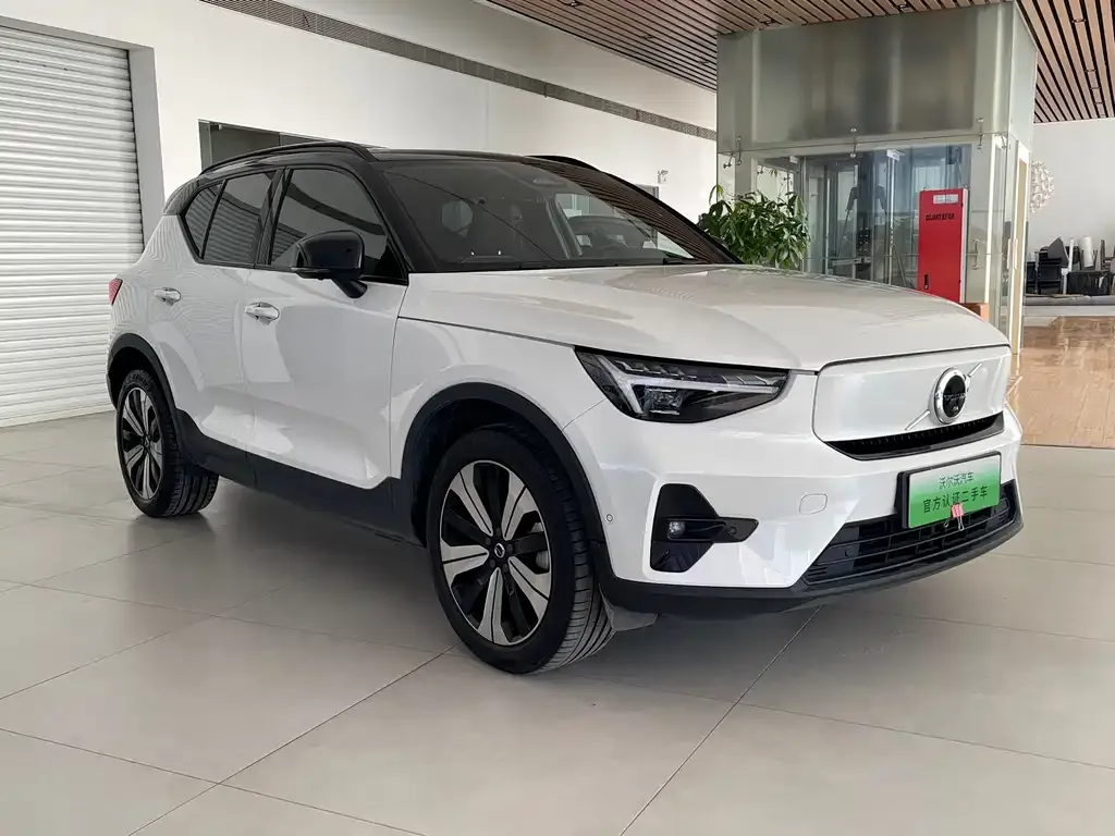 Volvo XC40 NEV 2023 из CN, фото 3