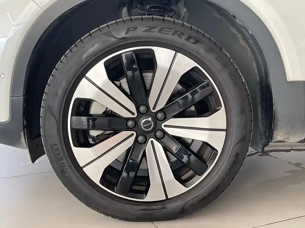 Volvo XC40 NEV 2023 из CN, фото 6