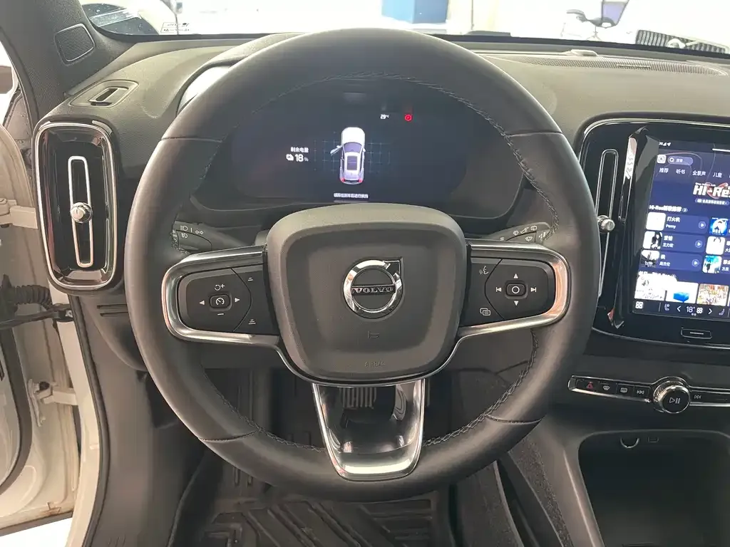 Volvo XC40 NEV 2023 из CN, фото 8