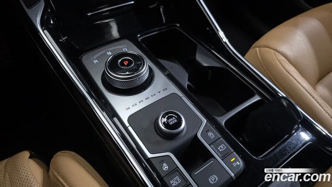 Kia Sorento — фото 9