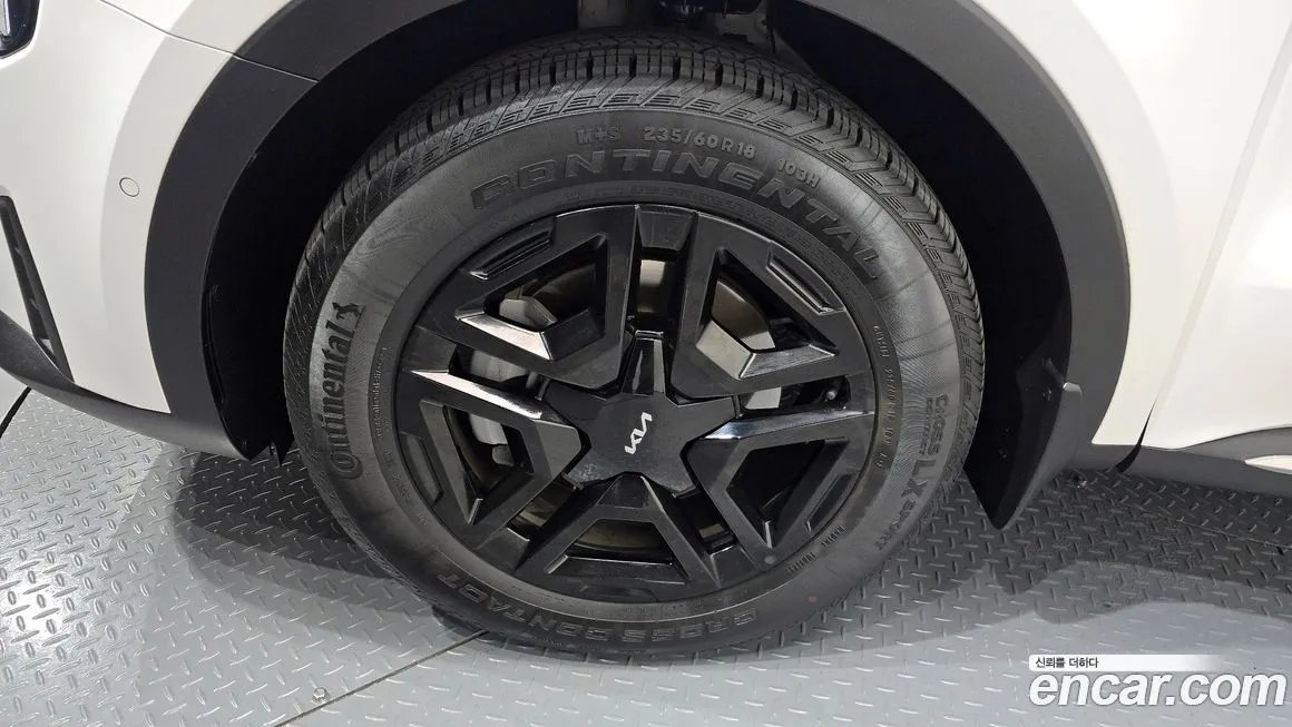 Kia Sorento — фото 5