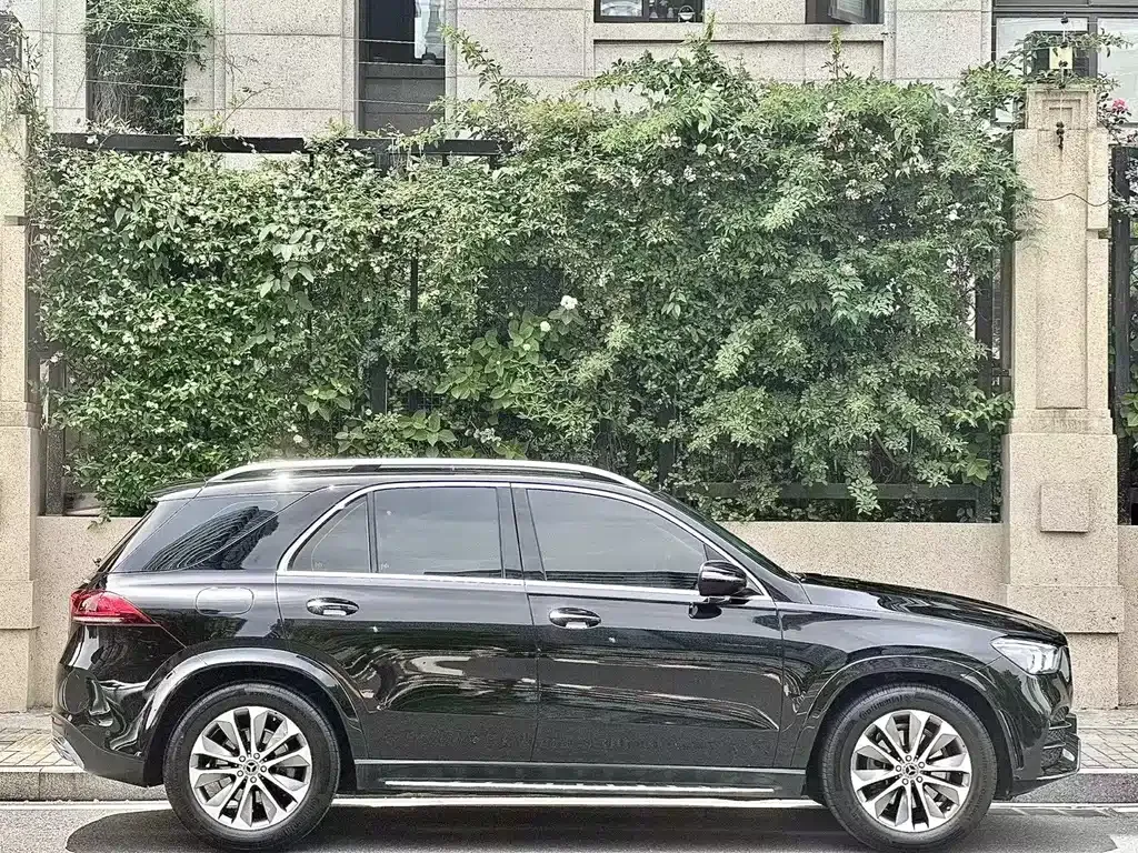 Mercedes-Benz GLE 2022 из CN, фото 2