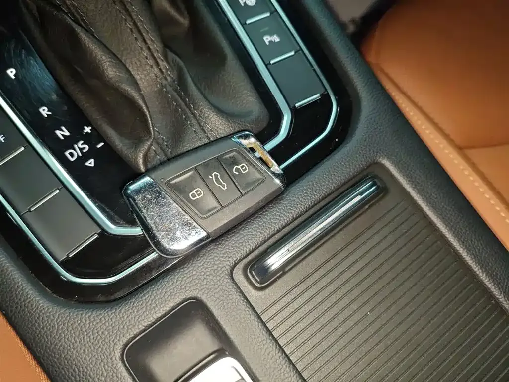 Volkswagen CC 2021 из CN, фото 9