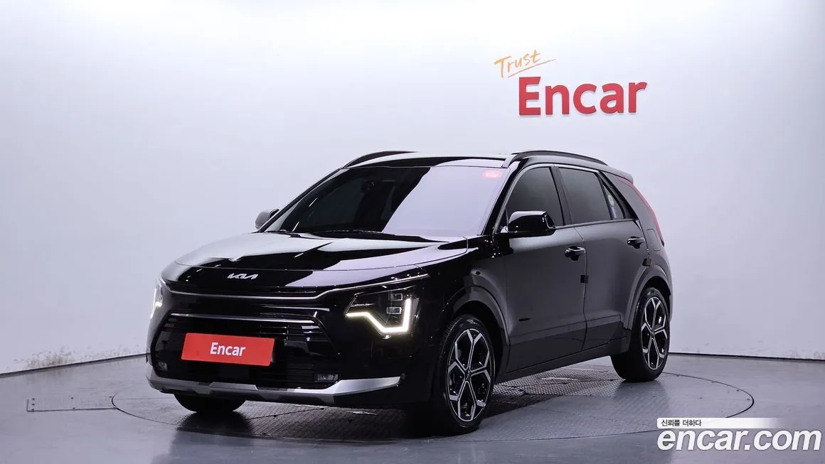 Kia Niro — фото 1