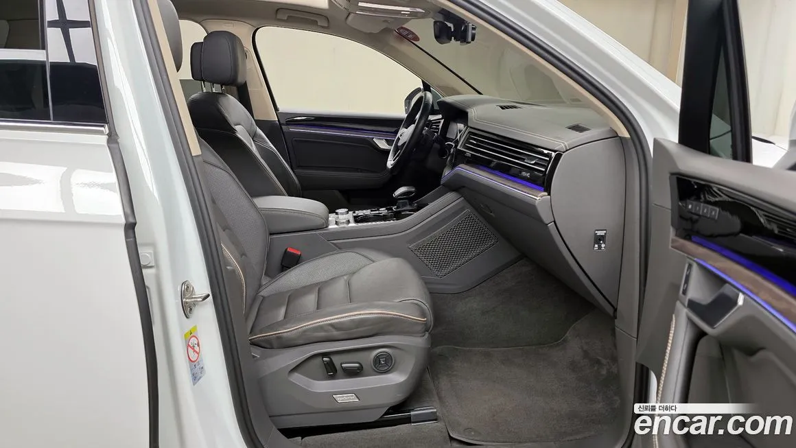 Volkswagen Touareg 2022 из KR, фото 10