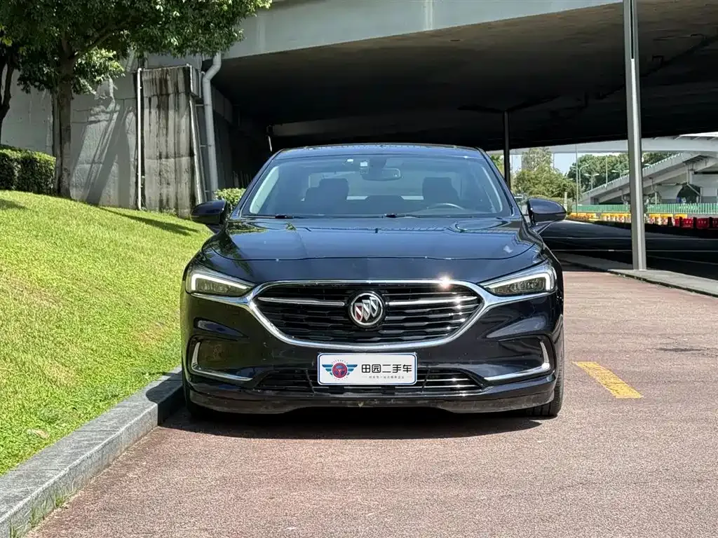 Buick LaCrosse 2022 из CN, фото 2
