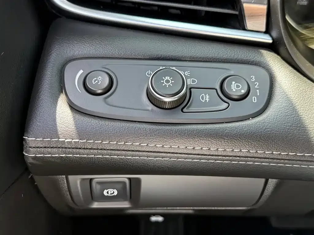 Buick LaCrosse 2022 из CN, фото 9