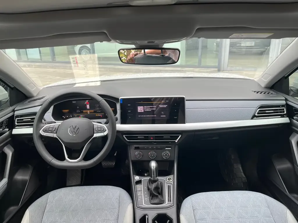 Volkswagen Lavida 2024 из CN, фото 5