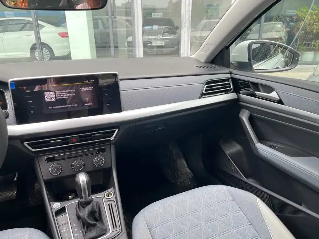 Volkswagen Lavida 2024 из CN, фото 7