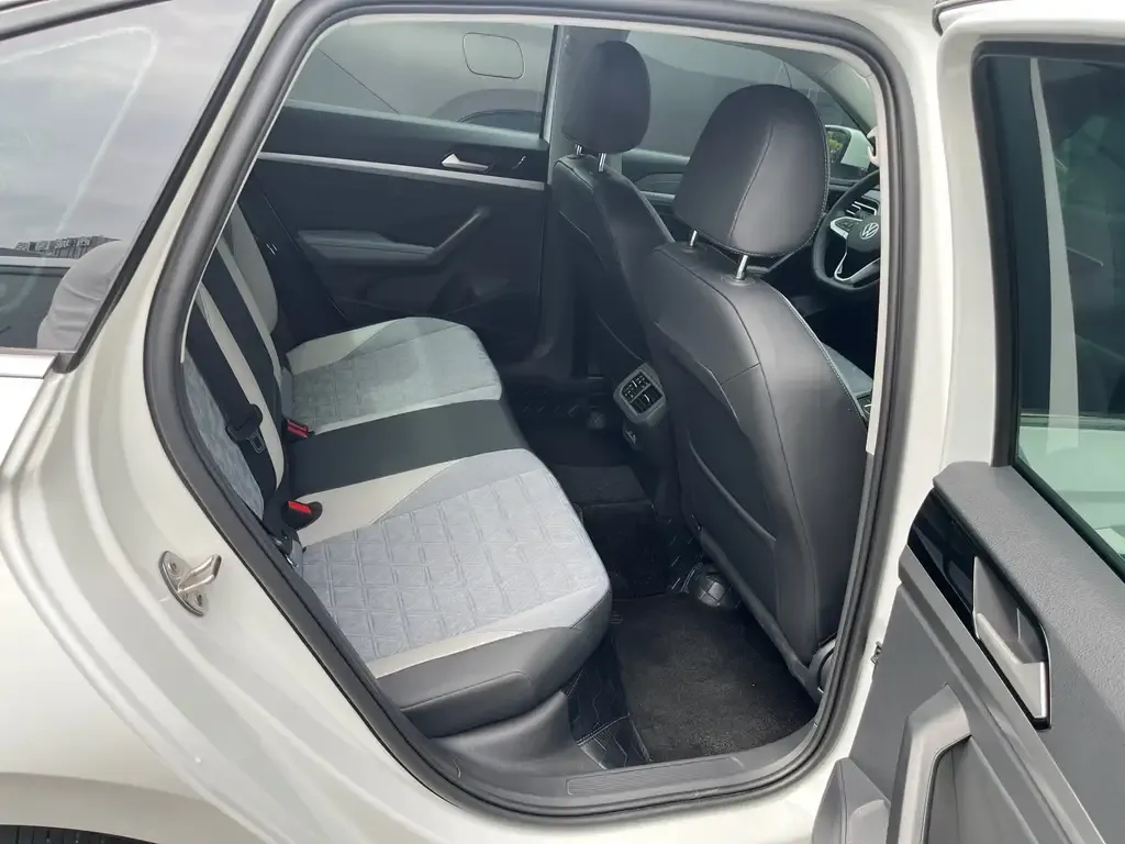 Volkswagen Lavida 2024 из CN, фото 9