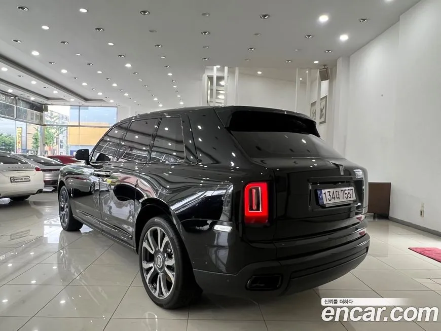 Rolls-Royce Cullinan 2023 из KR, фото 2