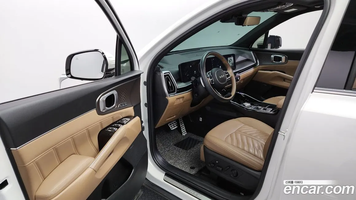 Kia Sorento — фото 10
