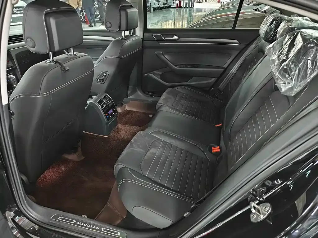 Volkswagen Magotan 2021 из CN, фото 6