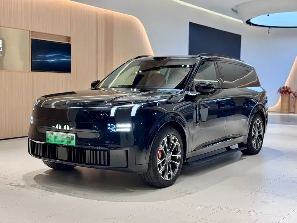 Lynk & Co 900 2025 из CN, фото 1