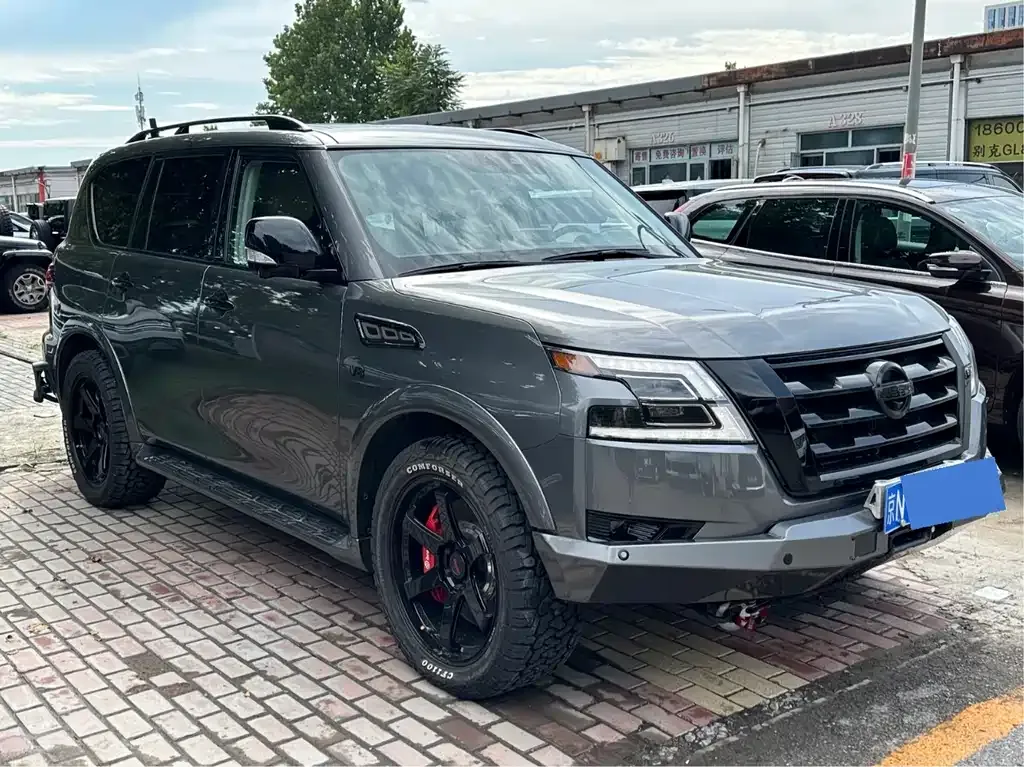 Nissan Patrol 2022 из CN, фото 3