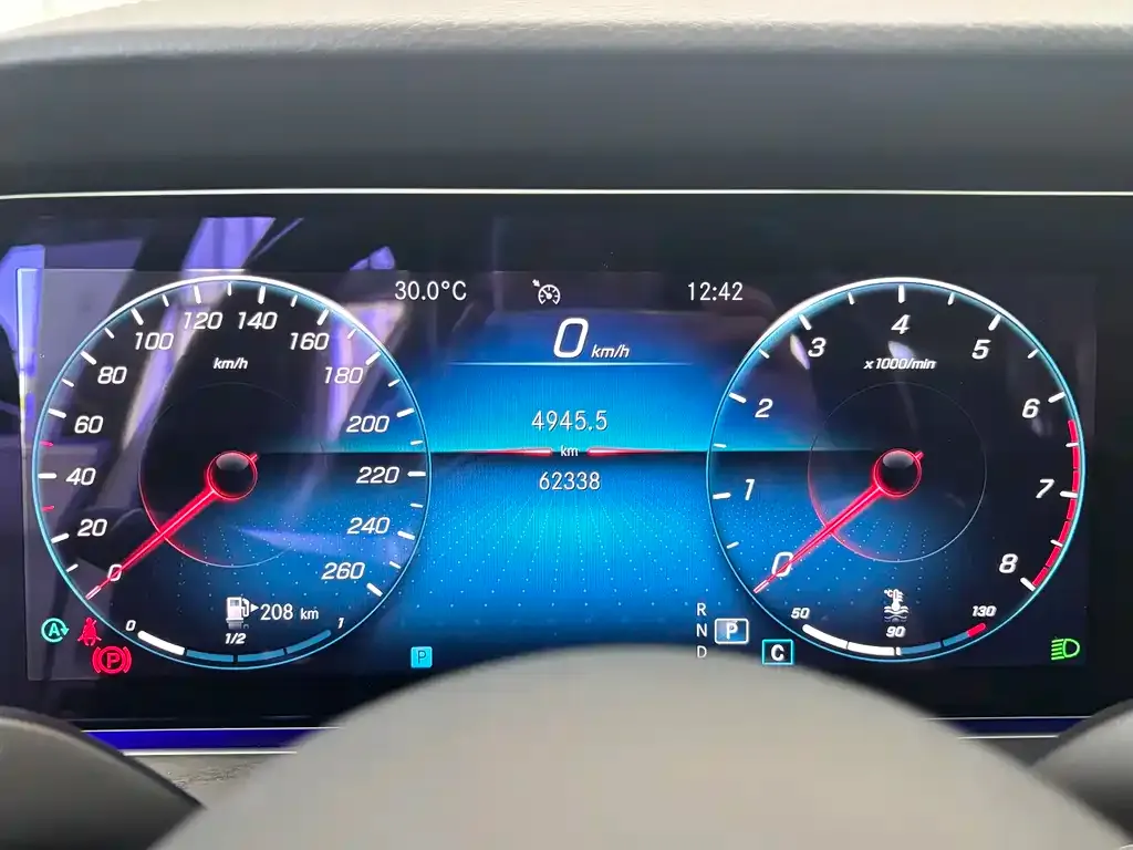 Mercedes-Benz E-Class 2022 из CN, фото 10