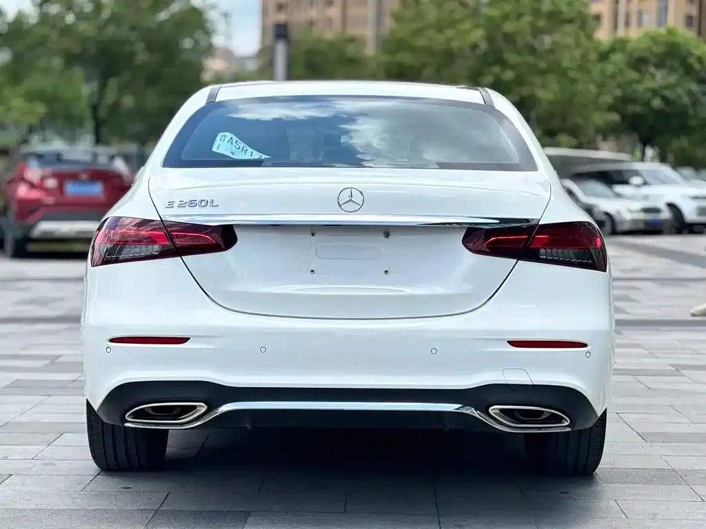 Mercedes-Benz E-Class 2022 из CN, фото 4