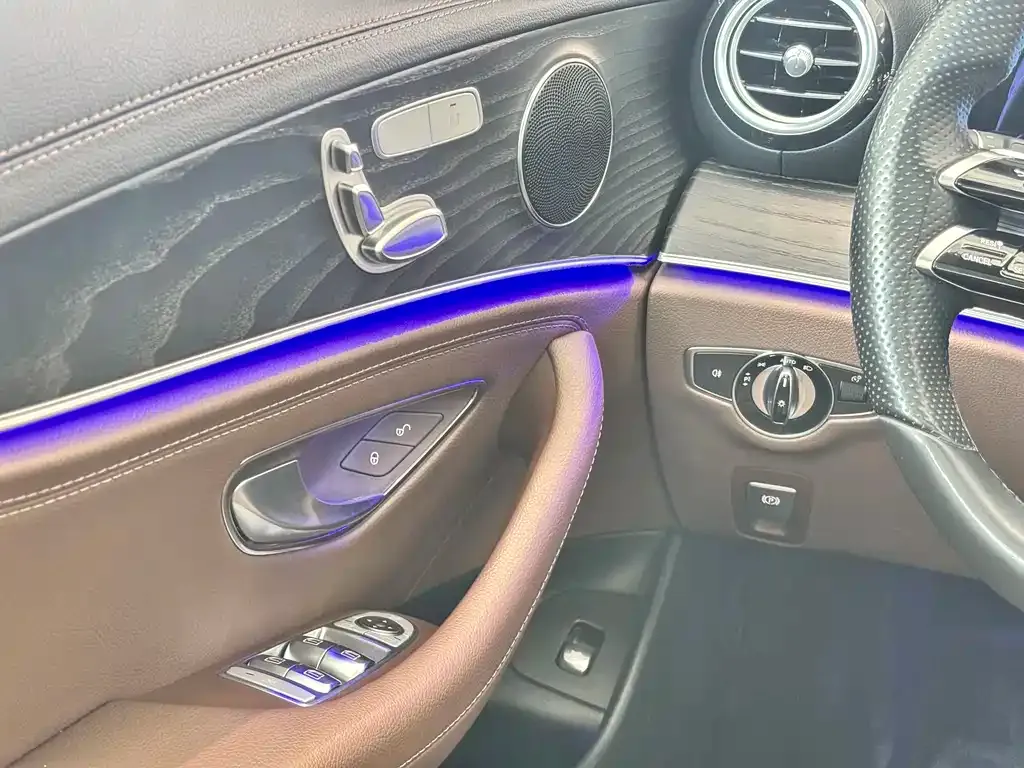 Mercedes-Benz E-Class 2022 из CN, фото 5