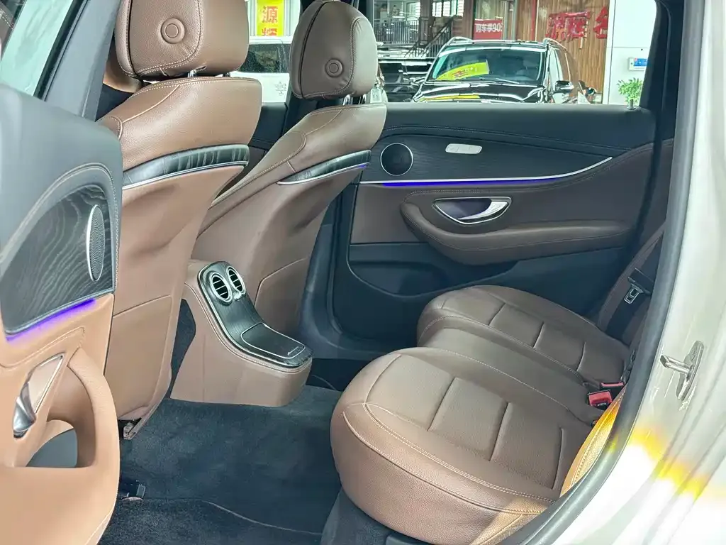 Mercedes-Benz E-Class 2022 из CN, фото 7