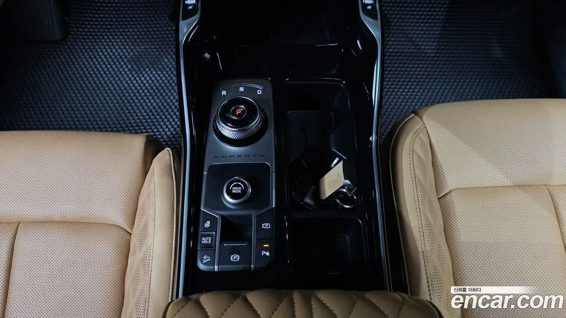 Kia Sorento — фото 9