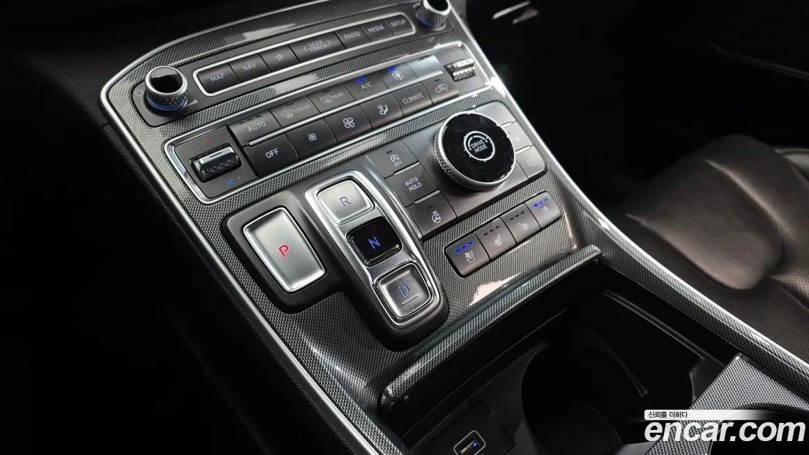 Hyundai Santafe — фото 9