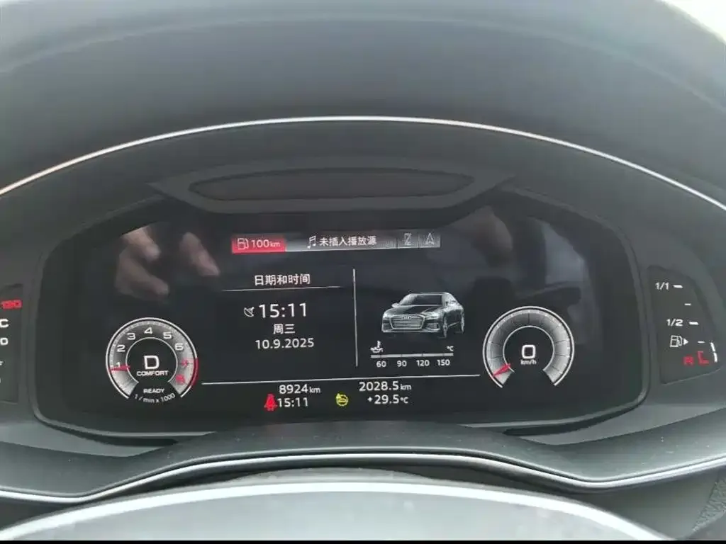 Audi A6L 2024 из CN, фото 10
