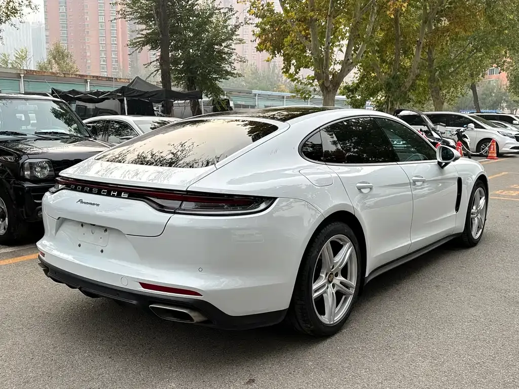 Porsche Panamera — фото 4