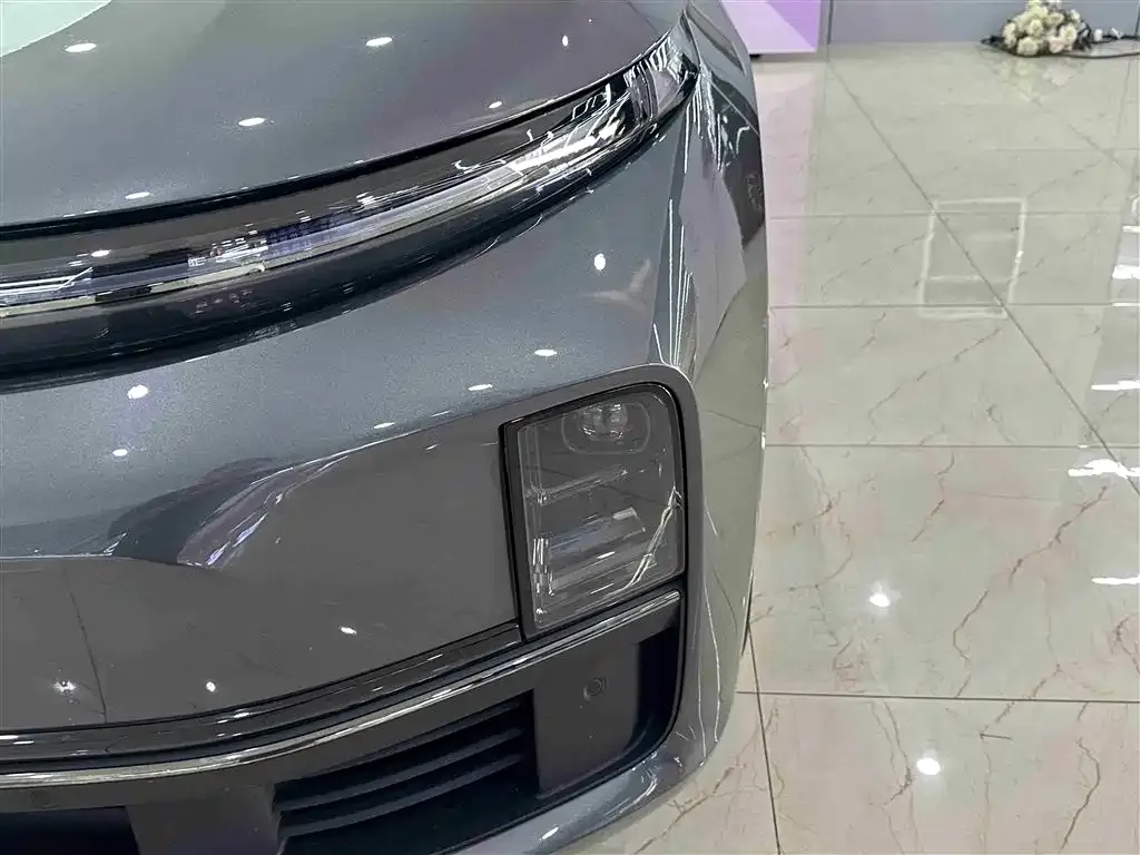 Li Auto L7 — фото 7