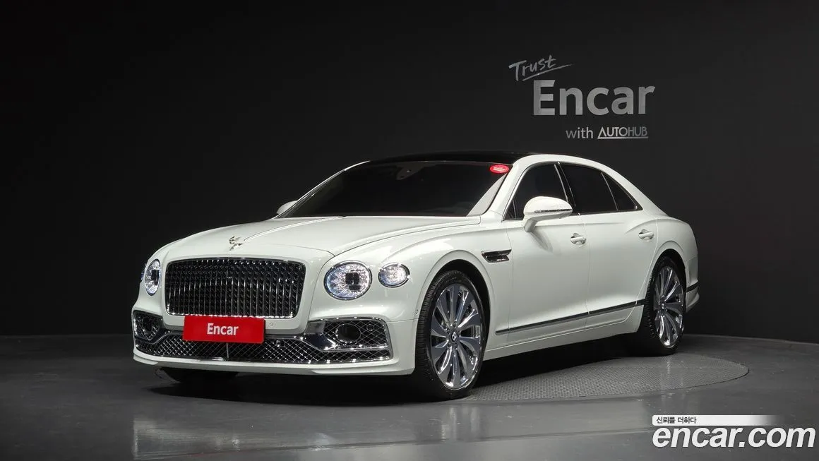 Bentley Flying Spur — фото 1