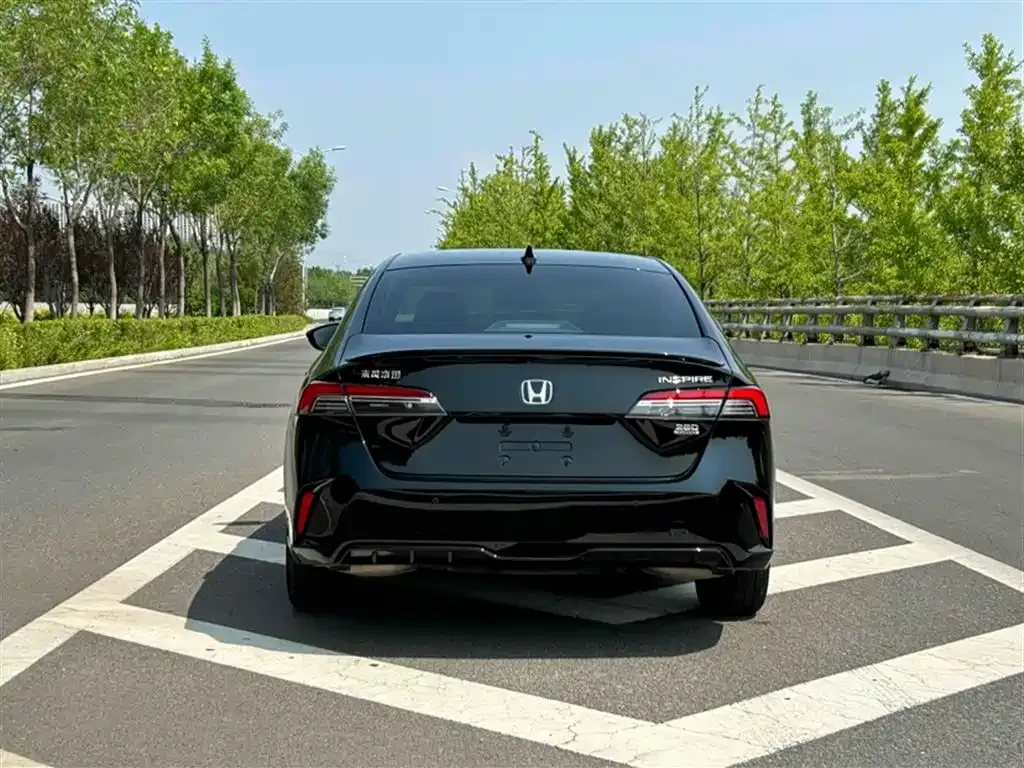 Honda Inspire 2024 из CN, фото 6