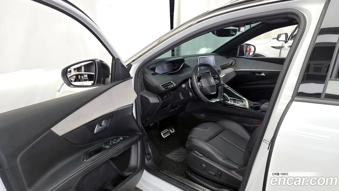 Peugeot 5008 — фото 10