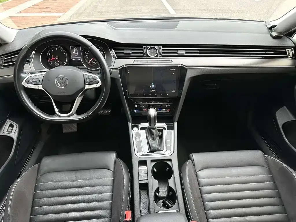 Volkswagen Magotan 2022 из CN, фото 4