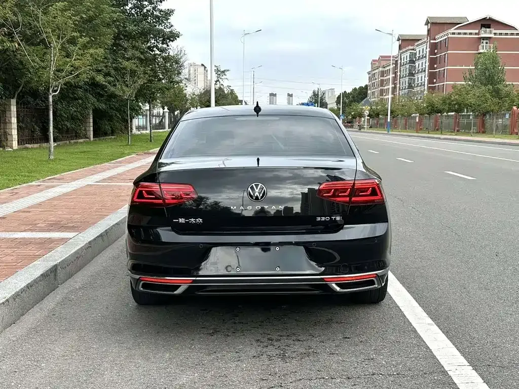 Volkswagen Magotan 2022 из CN, фото 5