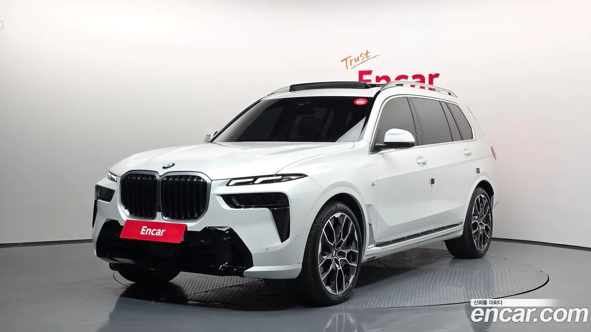 BMW X7 — фото 1