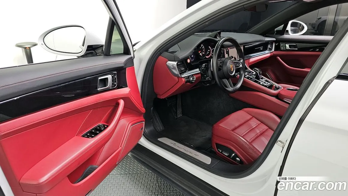 Porsche Panamera 2021 из KR, фото 10