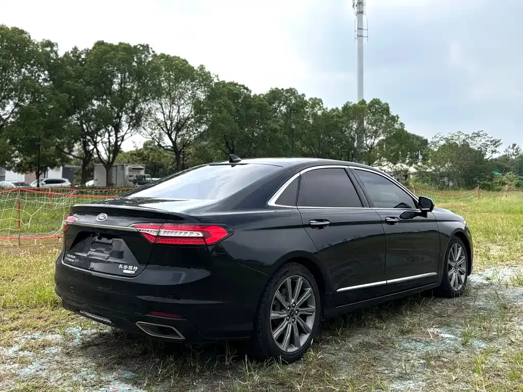 Ford Taurus 2021 из CN, фото 10