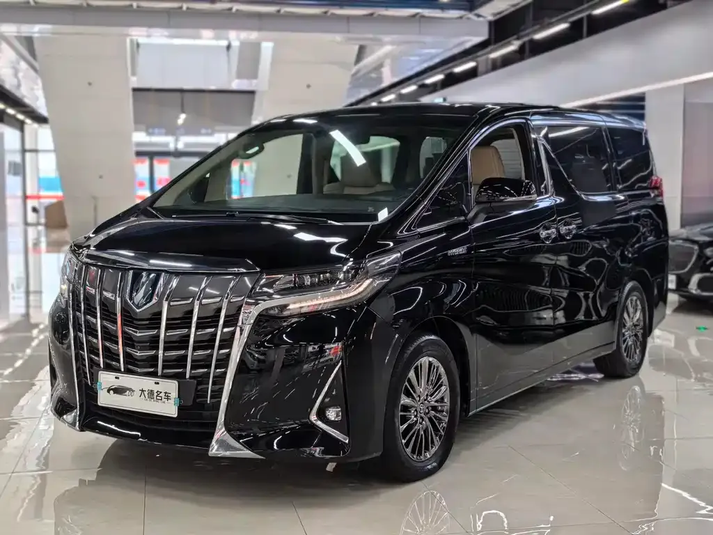 Toyota Alphard — фото 3