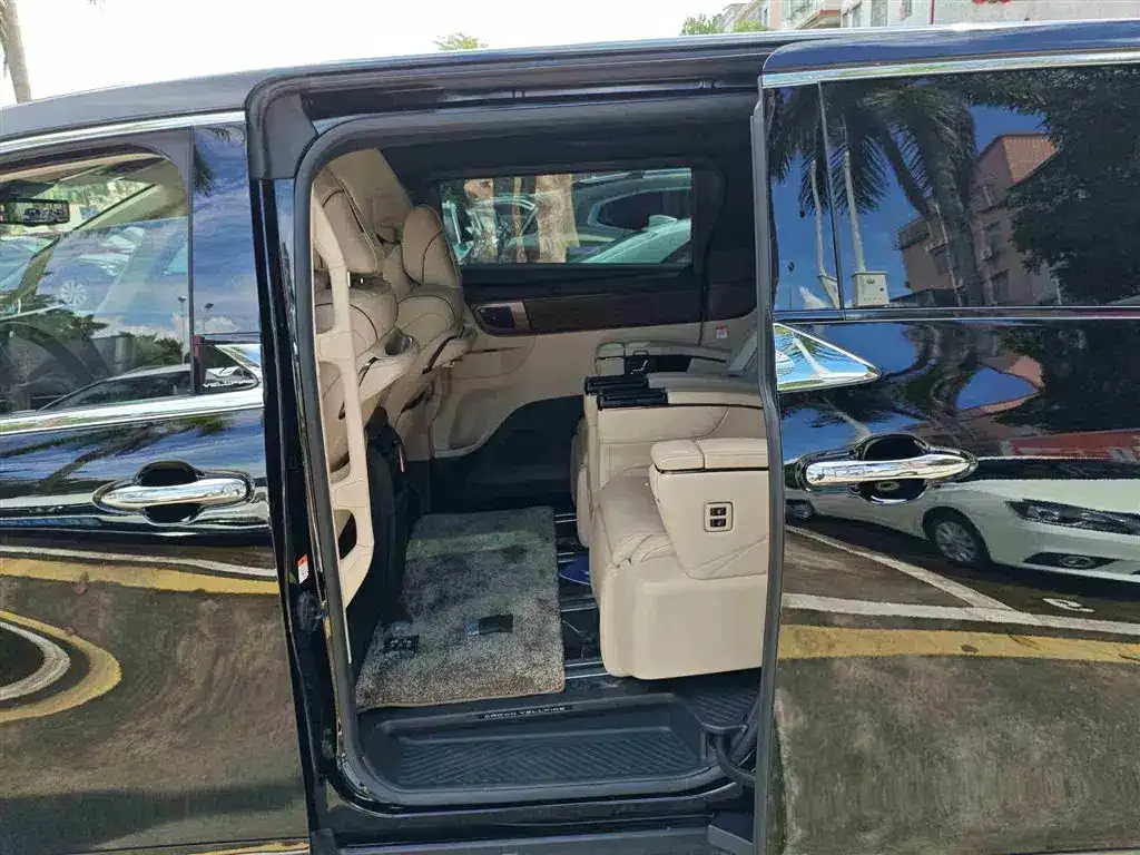 Toyota Vellfire 2024 из CN, фото 6