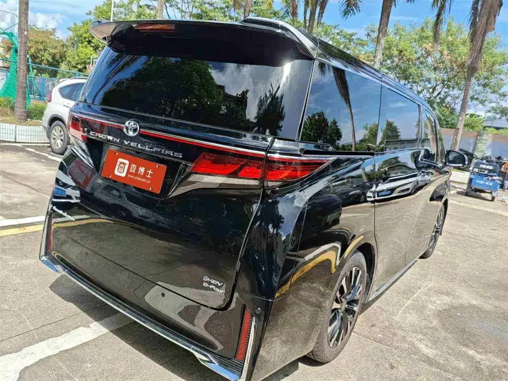 Toyota Vellfire 2024 из CN, фото 9
