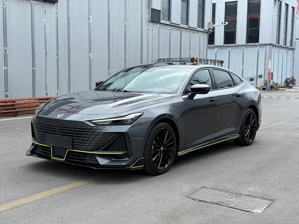 Changan UNI-V 2023 из CN, фото 1