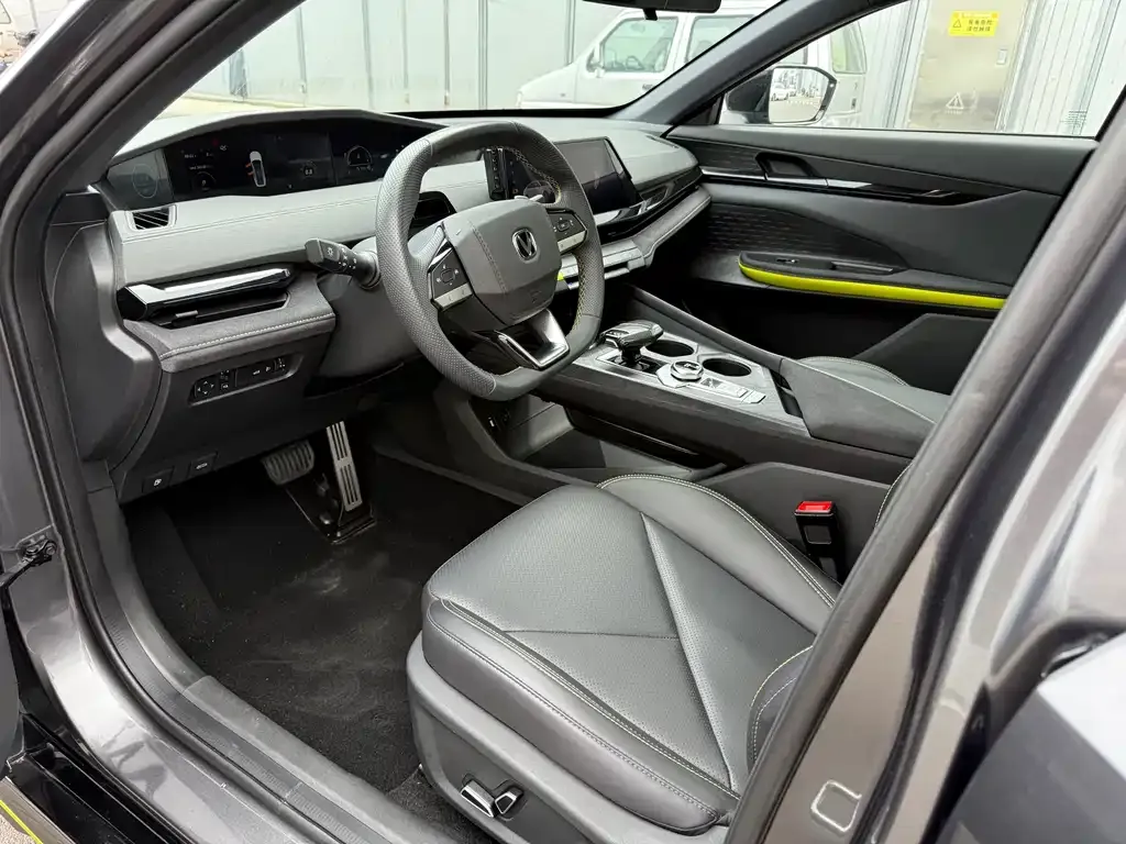 Changan UNI-V 2023 из CN, фото 9
