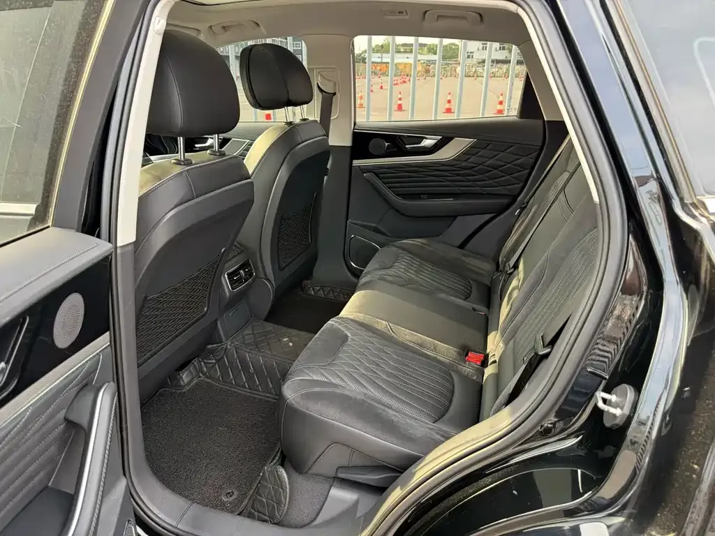 Hongqi HS5 2022 из CN, фото 7