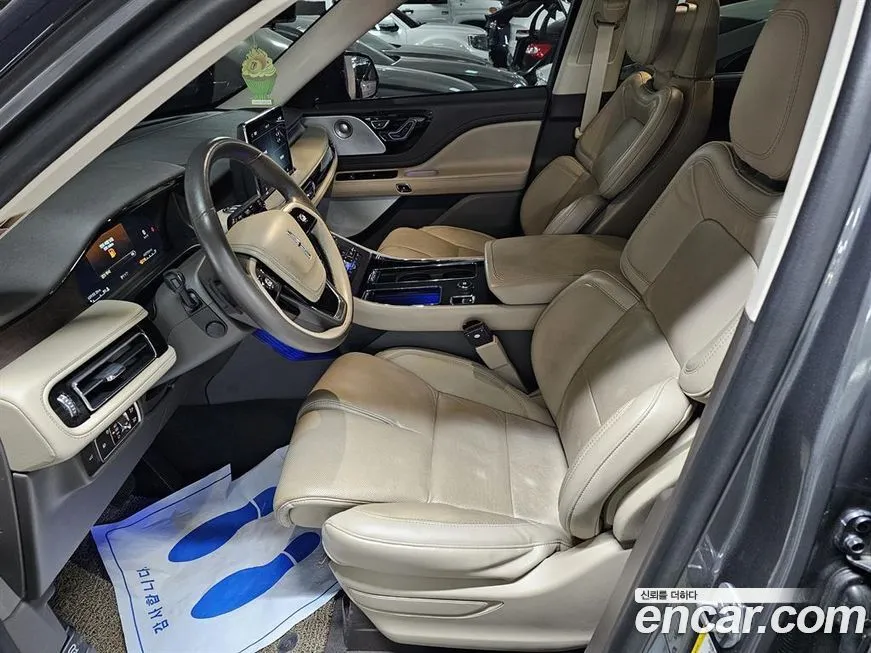 Lincoln Aviator — фото 10