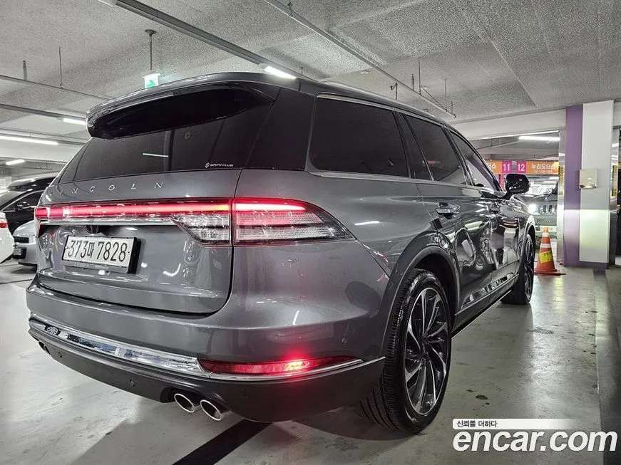 Lincoln Aviator — фото 3