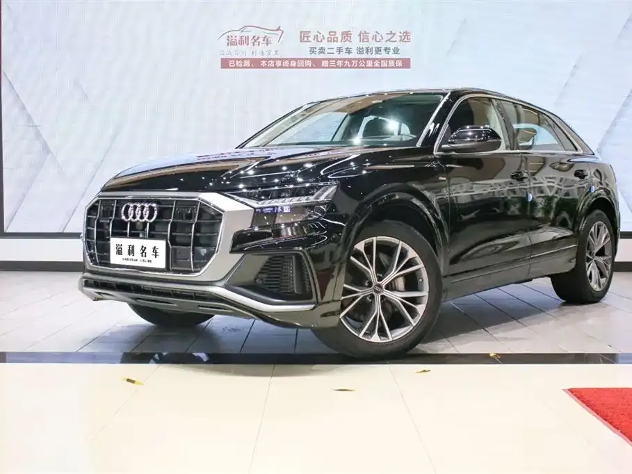 Audi Q8 2024 из CN, фото 2