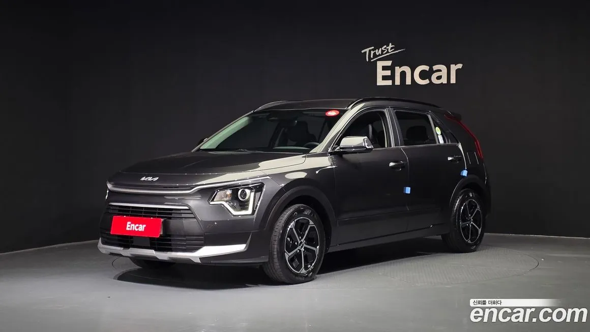 Kia Niro — фото 1