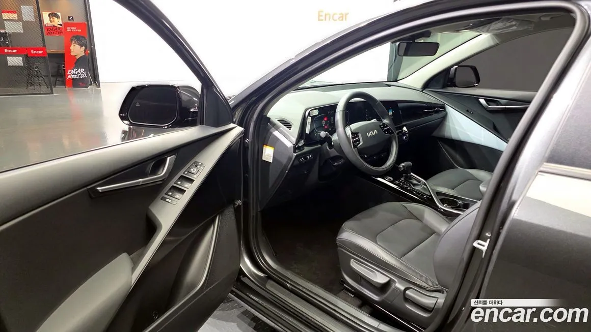 Kia Niro — фото 10
