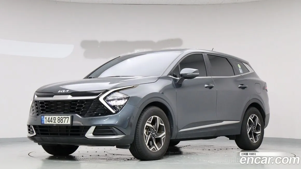 Kia Sportage — фото 1
